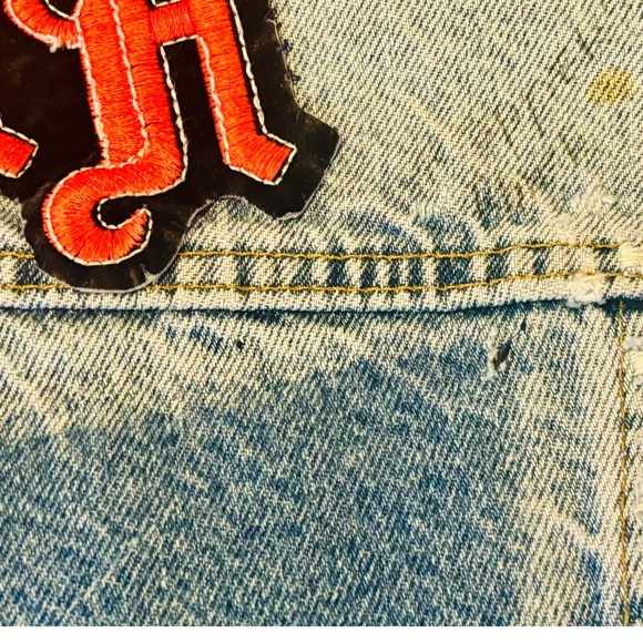 Vintage Levi’s Denim Vest Customized & Distressed w/ Megadeath Iron Maiden Patch - Picture 10 of 11